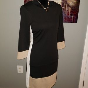 New York & Company Pre-owned Shift Dress Small